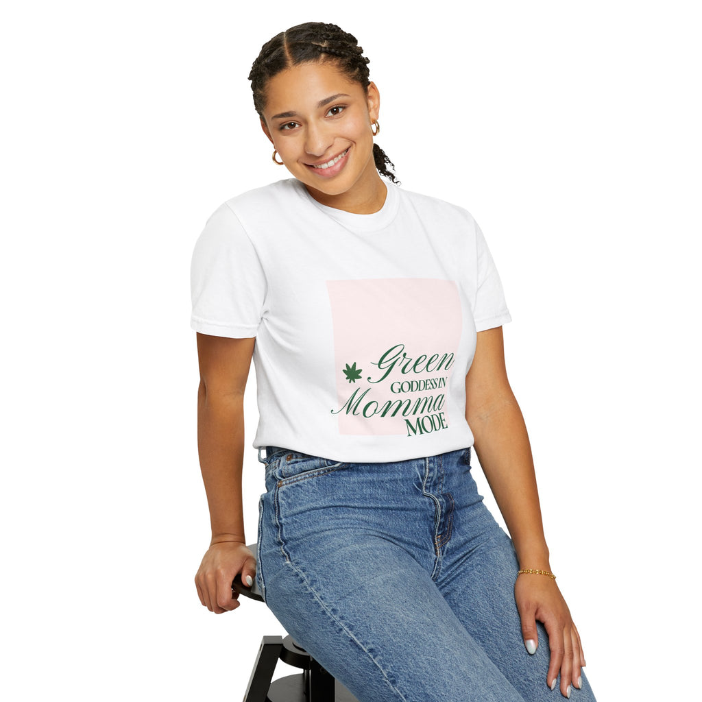 Cannabis women shirt "green goddess in momma mode"